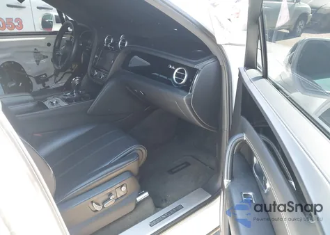 2019 Bentley Bentayga V8 из США, поврежденный, VIN SJAAM2ZV1KC024572